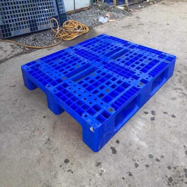 Sản phẩm pallet nhựa có tốt không? Có nên sử dụng pallet nhựa?